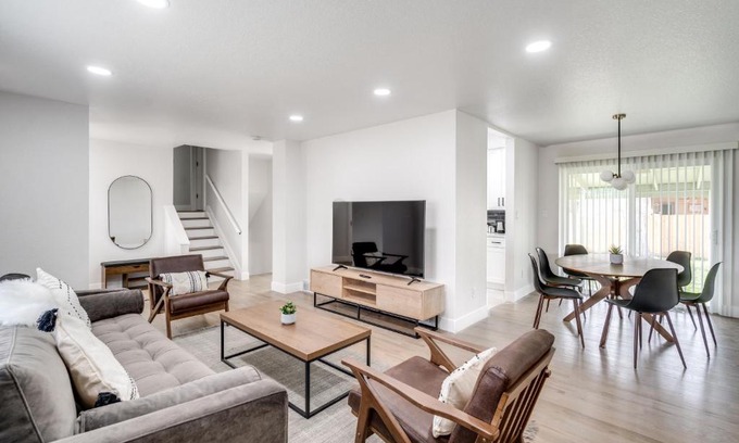 Northwest Arvada House | @ Marbella - Spacious and Modern Home in Arvada