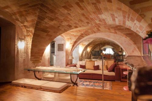 Fermo Apartment | MarcheAmore - Bottega di Giacomino for art lovers, with private courtyard