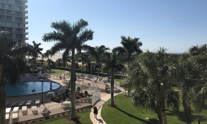 Marco Island Condo | Marco Island Remodeled Condo 304 - T4, 2 Bd 2Ba, Ocean, Pool & Beach Front Views