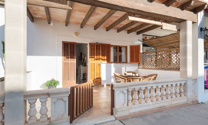 S'Estanyol de Migjorn House | MARE DE DEU DEL CARME, 18 - Nice house in S'Estanyol with free WiFi.
