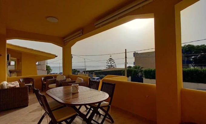 Marsala House | Mare Nella
