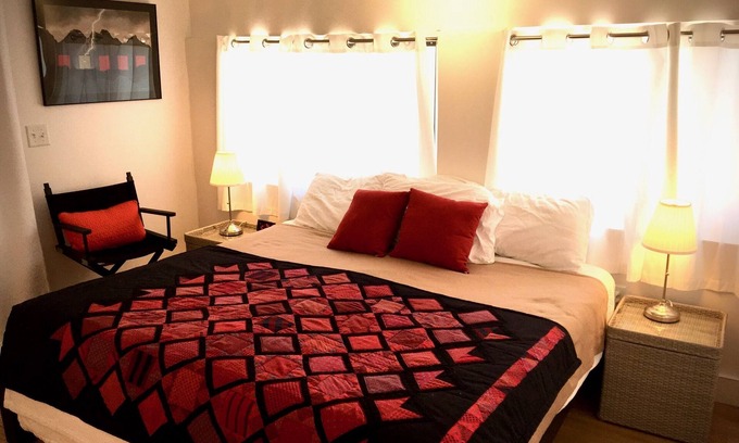 Marfa Apartment | Marfa House El Balcon, in the heart of Marfa with direct balcony access