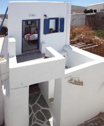 Folegandros Town Apartment | Margarita's Rooms