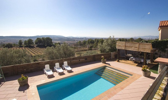 Subirats Villa | Mari Cruz Ordal in Sant Pau d’Ordal