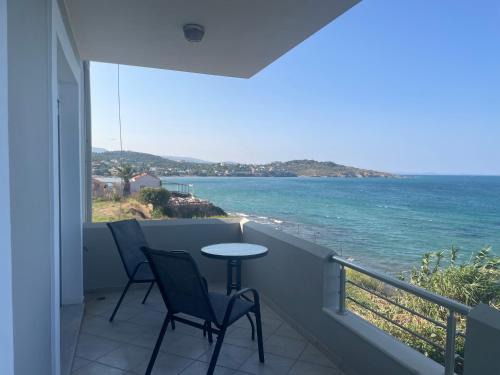 Agios Minas Apartment | Maria's Beach House