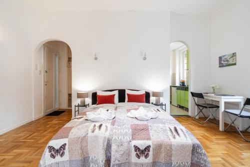 Vizivaros Apartment | Maria Square Studio
