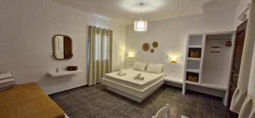 Ano Meria Apartment | Marianthi Studios