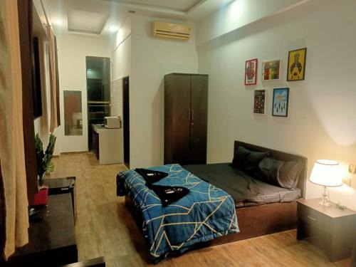 Pali Hotel | Marigold Stay