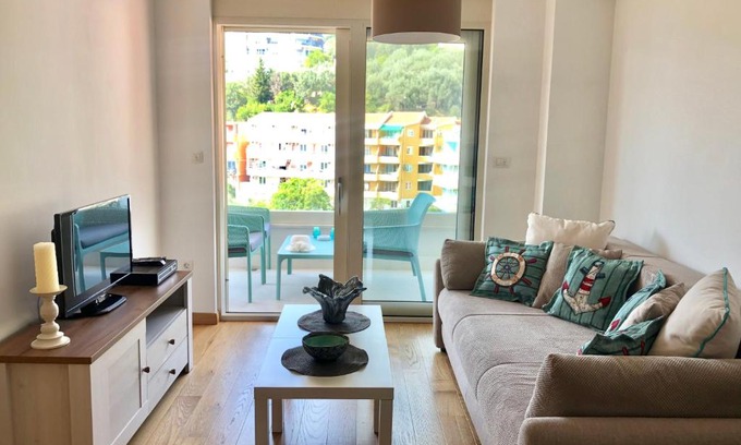 Rafajlovici Apartment | Marina Residence