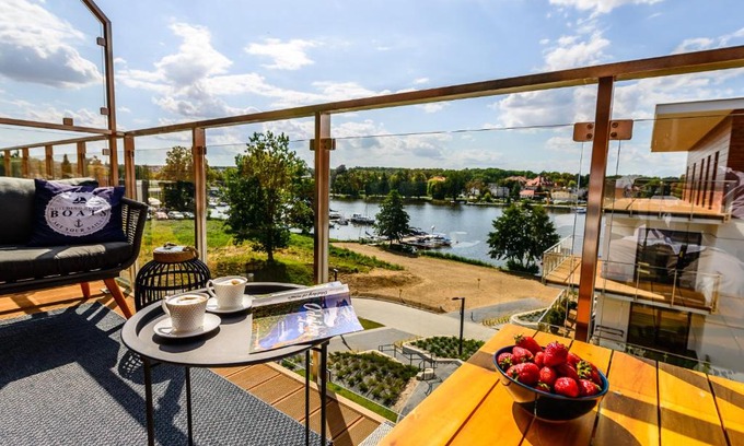 Ilawa Apartment | Marina View - super widok na jezioro, klimatyzacja, parking podziemny, winda, 2xTV z Netflix