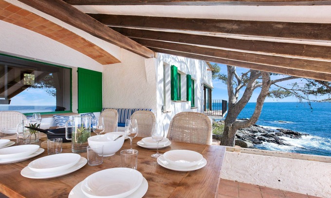 Calella de Palafrugell Villa | Marineda