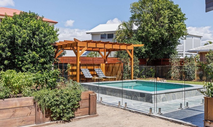 Yamba House | Mariners Rest - Heated pool and outdoor spa