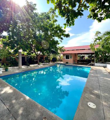 Coco House | Mariposa End Unit Loft