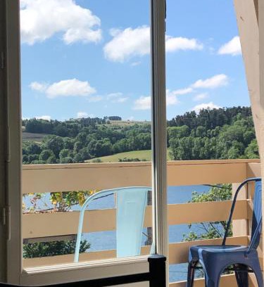 Aydat Hotel | MARIUS