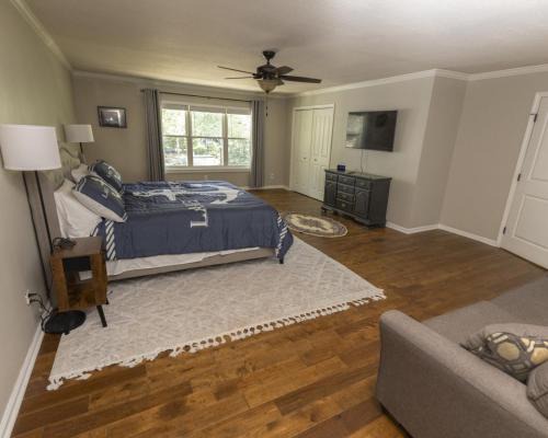Jackson House | Mark and Faiths Lake House
