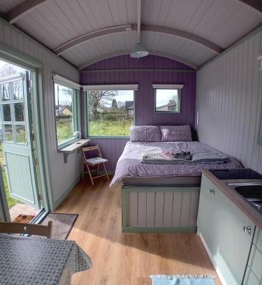 Dromahair Other | Market Street Shepherd's Hut Leitrim