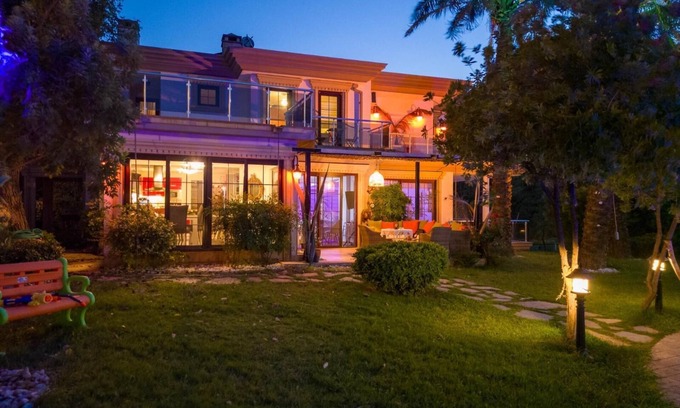 Marmaris Villa | Marmaris Armutalan’da Havuz ve Saunalı Lüks Villa - Sezonluk Kaçırılmaz Fırsat!