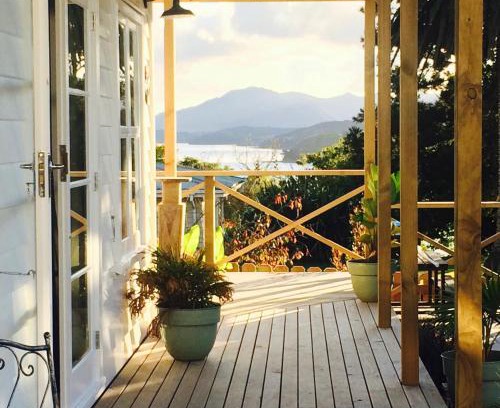 Rawene House | Marriners Luxury Guesthouse