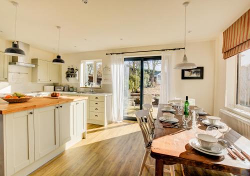 Salthouse House | Marsh View