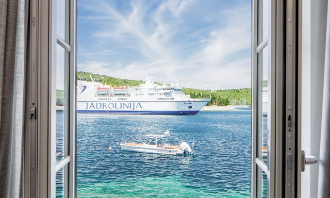 Vis Hotel | MARSHAL CLUB HOTEL