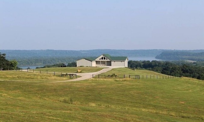 Derby House | Martin Ridge Ohio river view