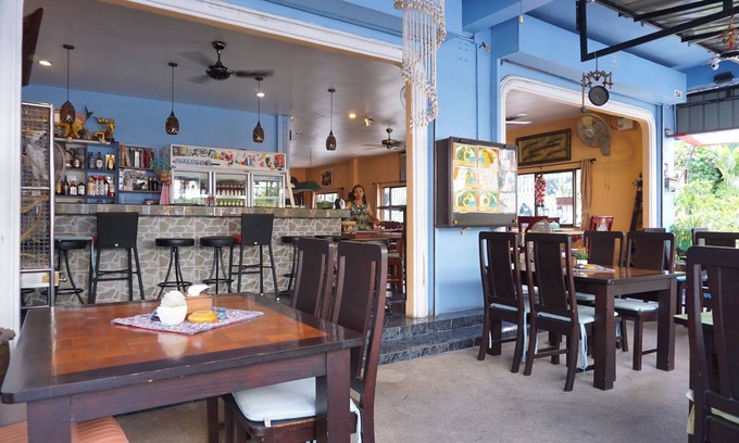Nanai Road House | Martin's Swiss Guesthouse