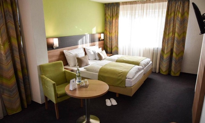 Leinfelden-Echterdingen Hotel | Martins Klause Airport Messe Hotel - Air Conditioning - Self Check-In available