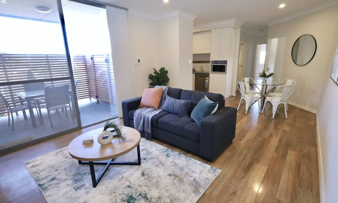 Midland Apartment | Marvellous in Midland - sleeps 4 -family