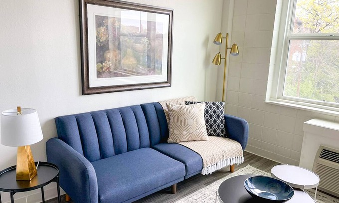 Walnut Hills Apartment | ★Marvelous 1BD/1BA + Gym - Downtown Cincinnati★