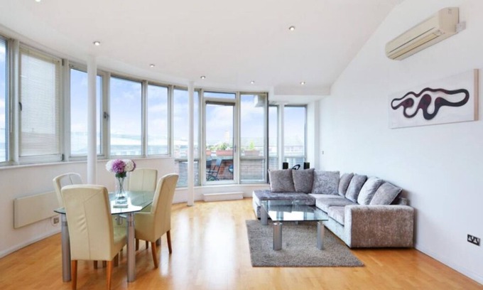 Nottingham City Centre Apartment | Marvelous 2-bedroom apartment with balcony in the heart of Nottingham