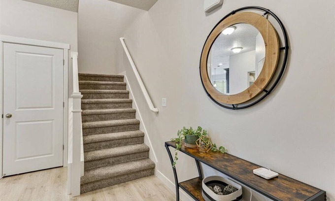 Lehi House | Marvelous 3-bedroom townhome with AC in Lehi