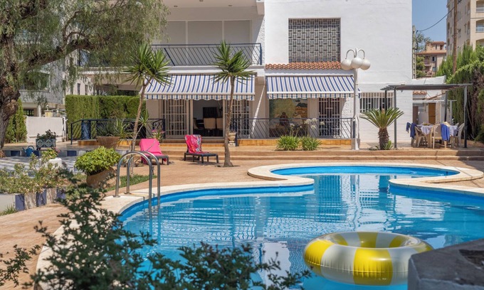 Benicassim Villa | Marvelous 7-bedroom villa with WiFi in Benicasim