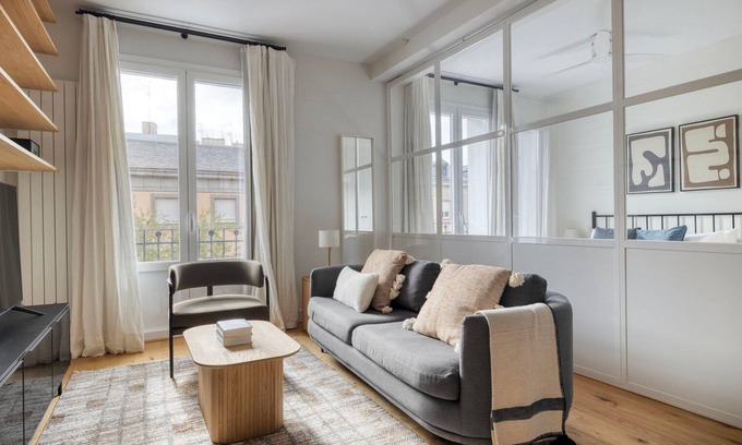 Moncloa - Arguelles Apartment | Marvelous Argüelles 1BR, nr Park & Plaza, by Blueground
