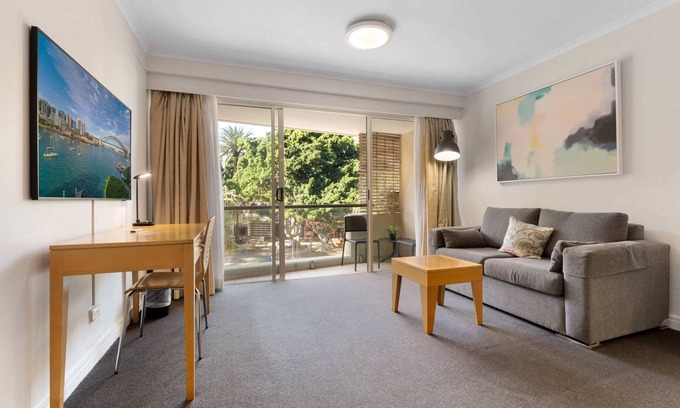 Manly Apartment | Marvelous Manly Summ