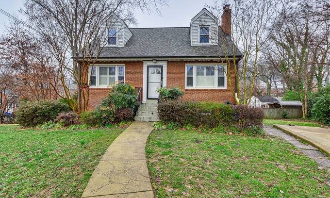 Cheverly House | Maryland Home w/ Deck: 8 Mi to Washington, DC
