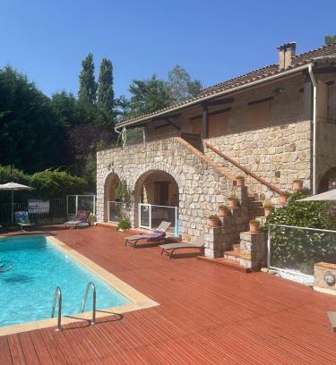 Saint-Andeol-de-Vals Apartment | Mas De Sarjac