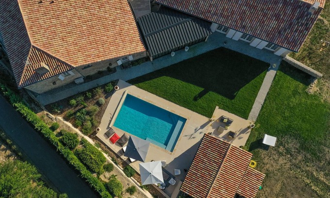 Gramont Villa | Mas des Coteaux. 5 star quiet Villa. Panoramic view, private pool,kids play area