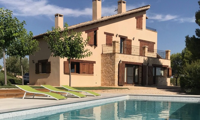 Cretas Cottage | MAS PRAT: Large rustic house with spectacular views