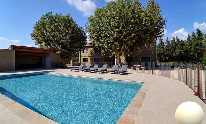 Maillane House | Mas provençal climatisé avec piscine