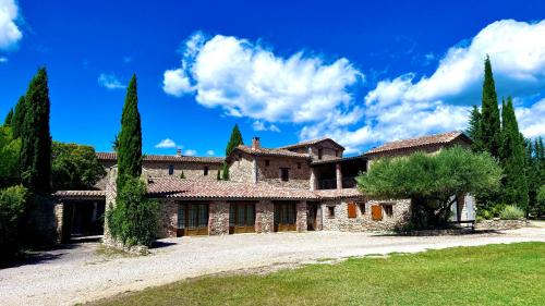 Boisset-et-Gaujac Apartment | Mas Saint Martin