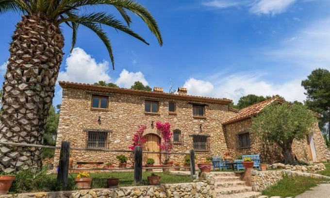 Olivella Apartment | Masia, old Catalan country house