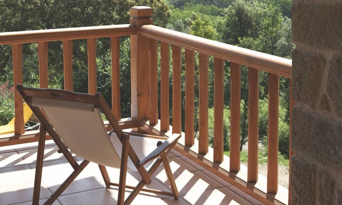 Camos House | Masia Tor de Dant - Authentic holiday home for a large group