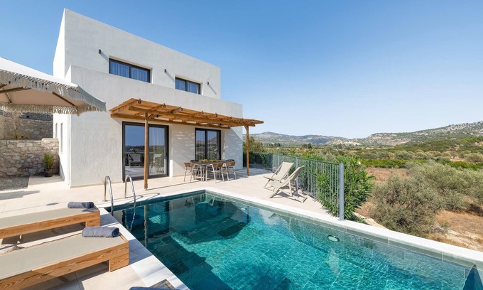 Archangelos Villa | Massari Hills - Moorea Villa