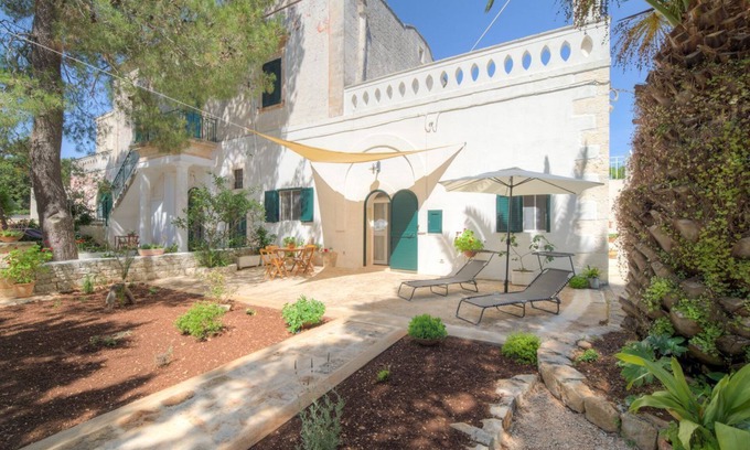 Fumarola Villa | Masseria Fumarola Il Cavaliere III by Rentbeat