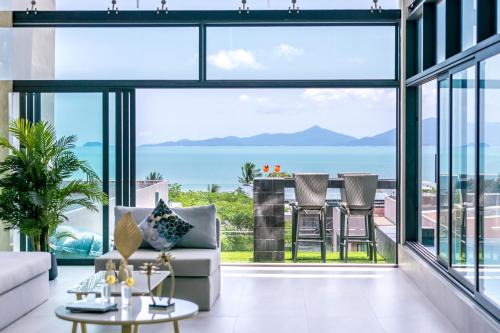 Bophut House | Massive 4 Bedroom with Cinema Room and Gym