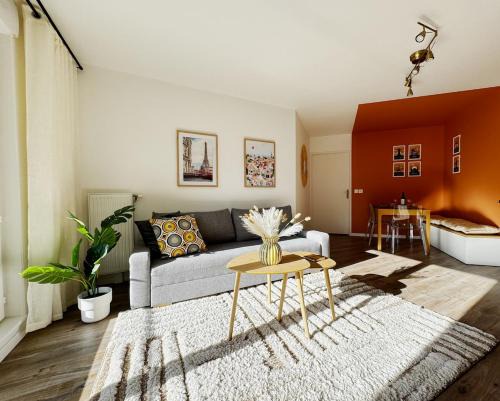 Quartier Vilmorin Apartment | Massy Home, votre cocon à 2 pas du RER et de la gare TGV