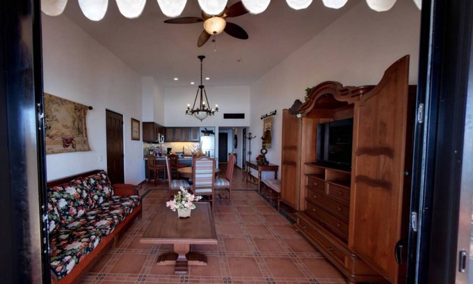 Los Cabos Apartment | Master One Bedroom at Hacienda Encantada