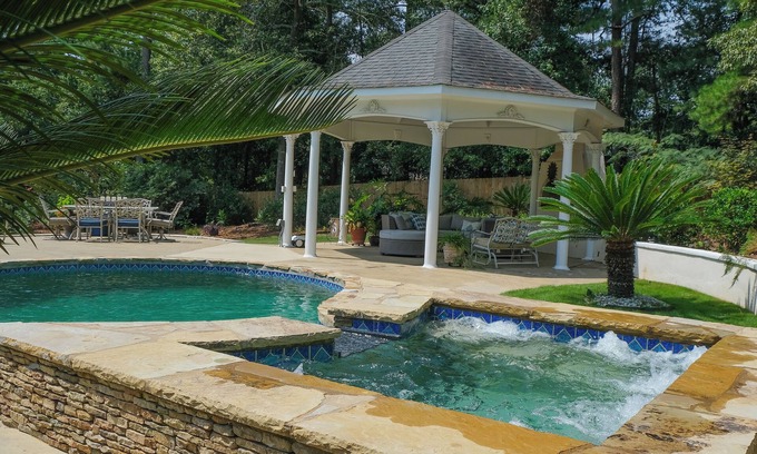 Grovetown House | Masters Week Heated Pool/Hot Tub nOutdoor Fireplace/Grilling area.Extra Parking
