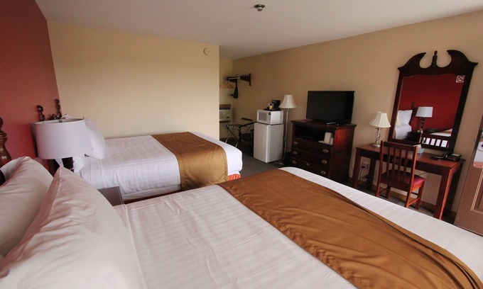 Napanee Hotel | Masterson's Motel