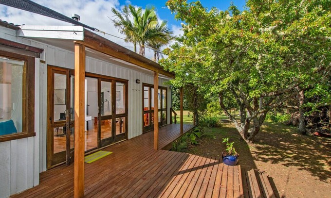 Matapouri Cottage | Matapouri Hideaway - Matapouri Holiday Home